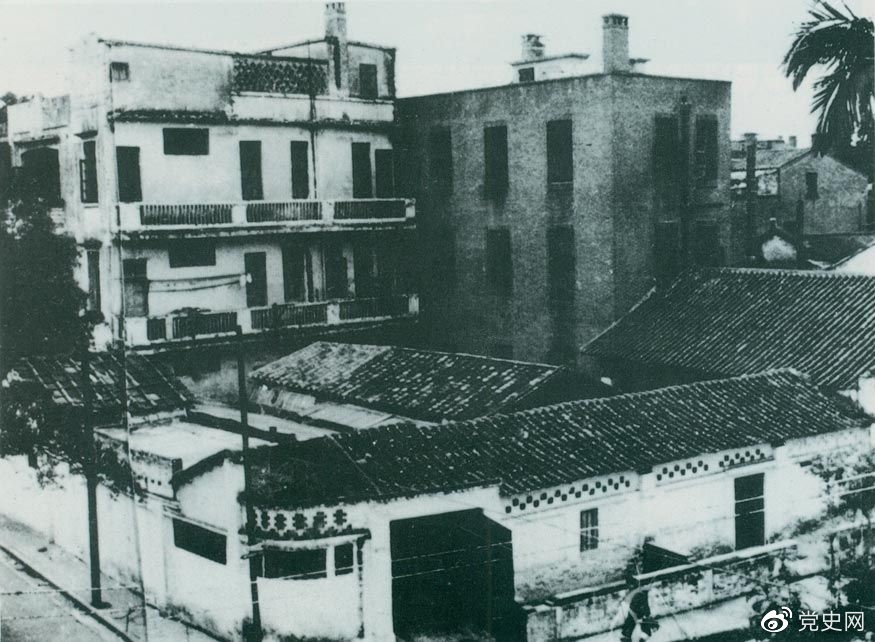 1923年6月12日至20日,中国共产党在广州东山恤孤院路后街31号(今恤孤院路3号)召开第三次全国代表大会,图为大会旧址。 1923年6月12日至20日,中国共产党在广州东山恤孤院路后街31号(今恤孤院路3号)召开第三次全国代表大会,图为大会旧址。